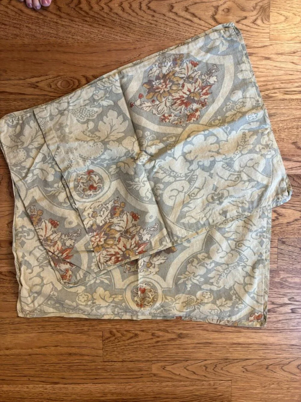 Pottery Barn Camilla Floral Medallion Linen Blend Duvet Cover & 4 Shams QUEEN